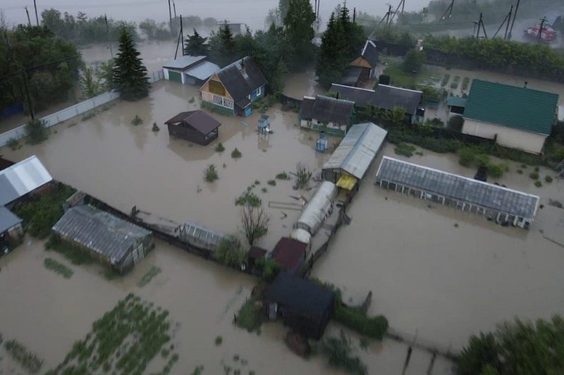Усольский район во время паводка. Фото со страницы Виталия Матюхи «ВКонтакте»