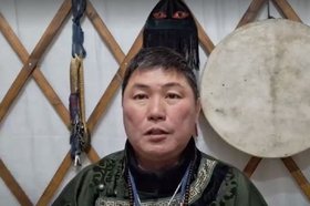 Артур Цыбиков. Скриншот видео со страницы шамана в социальной сети «ВКонтакте»