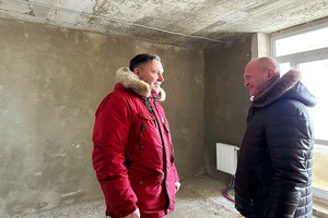 Вручение ключей. Фото Маргариты Романовой, IRK.ru