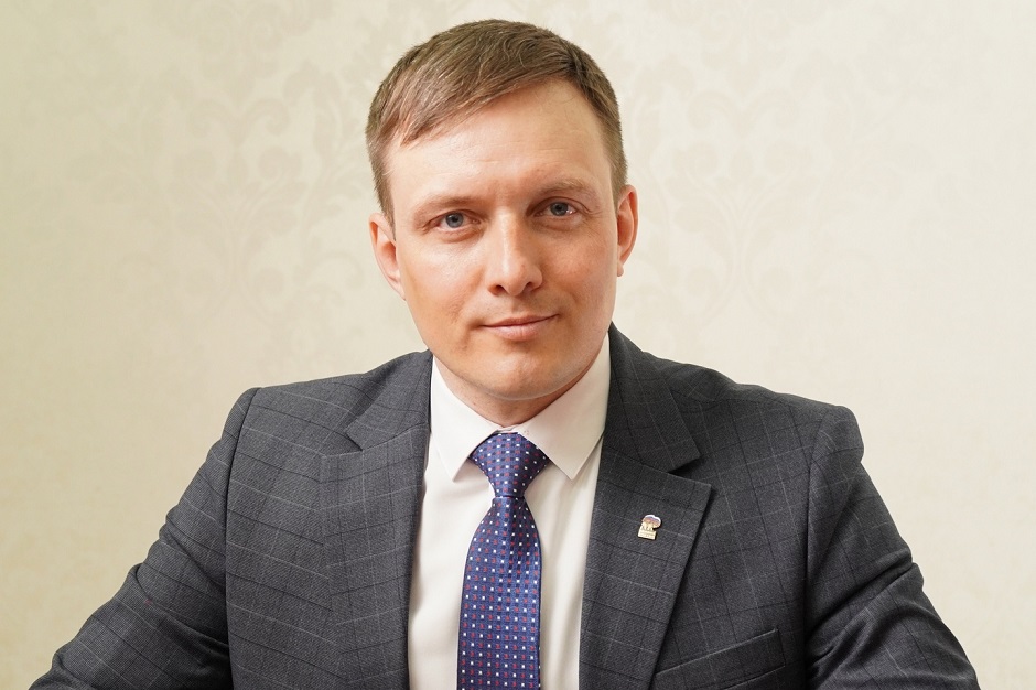 Артем Лобков