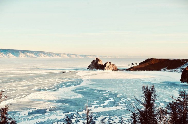 Мыс Бурхан. Фото «Заповедного Прибайкалья»