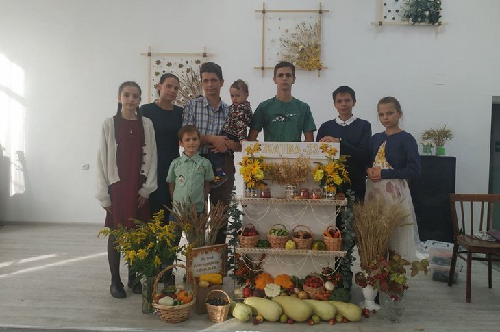 Семья Родиона и Оксаны Кушнирук. Фото с сайта правительства Иркутской области