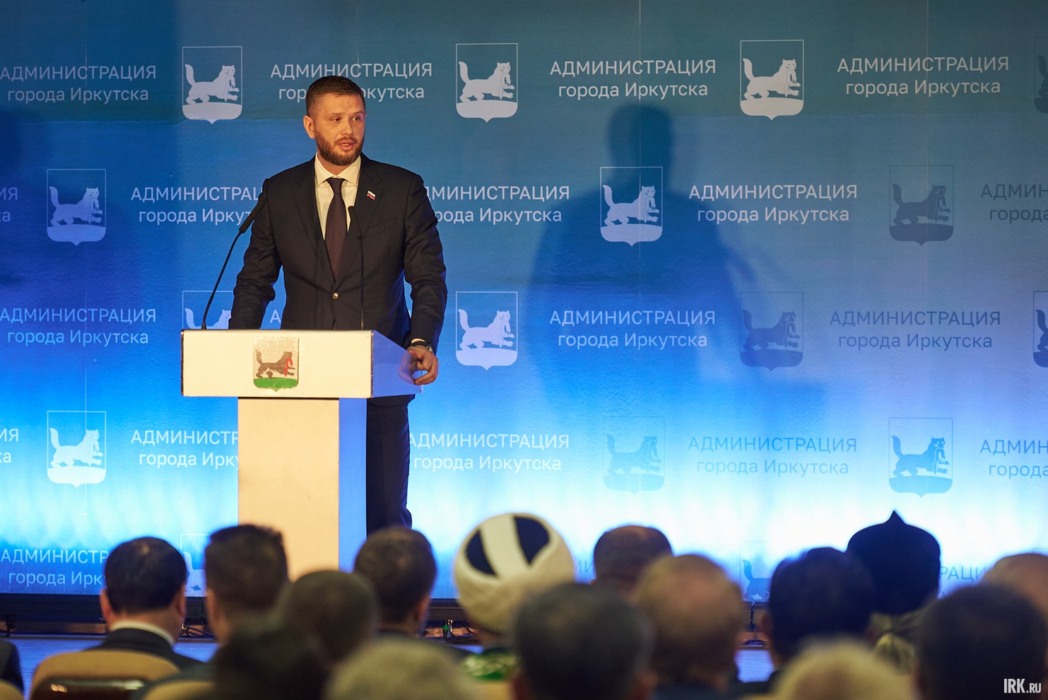 Евгений Стекачев, председатель Думы Иркутска: «Все мы прекрасно осознаем, что работаем для людей, для того, чтобы каждый иркутянин смог почувствовать улучшения в своей жизни».