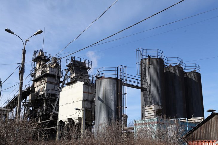 Асфальтобетонный завод. Фото пресс-службы администрации Иркутска