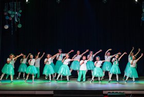 Отчётный концерт хореографического коллектива «Non Stop» и школы хореографии «В движении»