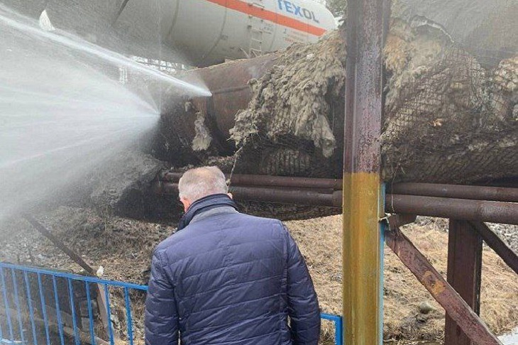 Прорыв теплоцентрали. Фото из телеграм-канала губернатора Игоря Кобзева