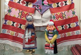 «Российская свадьба в куклах». Выставка Нэлли Раковой