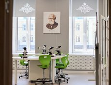 Помимо специальных дисциплин, курсанты изучают общеобразовательные предметы.