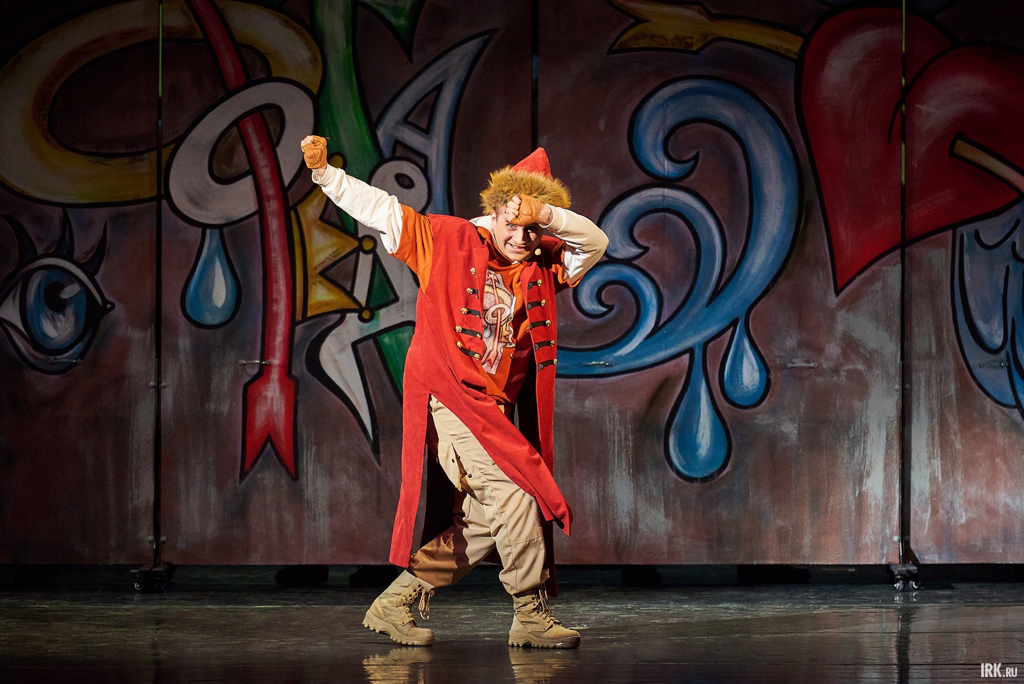 Чтобы не скучать, находчивые ребята решают разыграть потешное представление про Федота-стрельца.