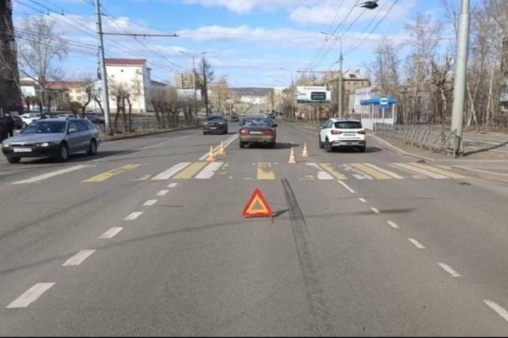 Место ДТП. Фото из телеграм-канала прокуратуры Иркутской области