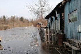 Подтопленный дома. Фото из телеграм-канала губернатора Иркутской области Игоря Кобзева