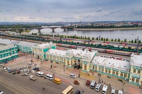 Площадь у вокзала. Фото из телеграм-канала правительства Иркутской области