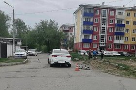 В Усолье-Сибирском водитель автомобиля Kia Rio сбил 9-летнюю девочку на велосипеде