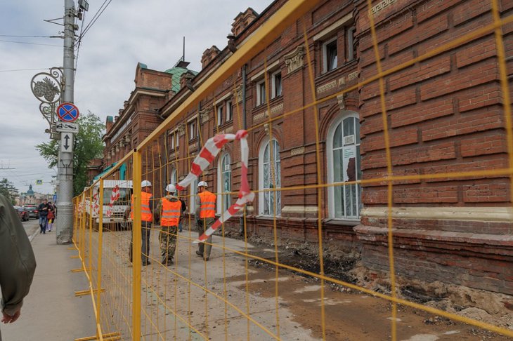 Ремонт в ТЮЗе. Фото пресс-службы правительства Иркутской области