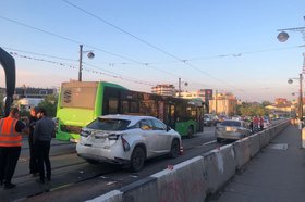ДТП на Глазковском мосту. Фото Госавтоинспекции Иркутской области