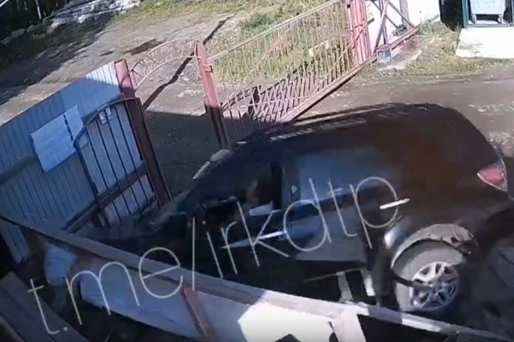Скриншот видео из группы «ДТП38RUS» из соцсети «ВКонтакте»