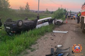 ДТП в Мамонах 15 июня. Фото пресс-службы Госавтоинспекции Иркутска