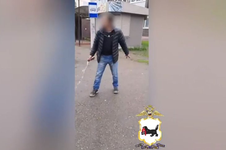 Дебошир в Черемхово. Скриншот видео пресс-службы ГУ МВД России по Иркутской области