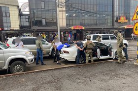 Задержание. Фото пресс-службы ГУ МВД России по Иркутской области