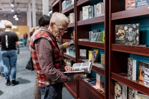 Книжный магазин «Достоевский» представил новинки литературы