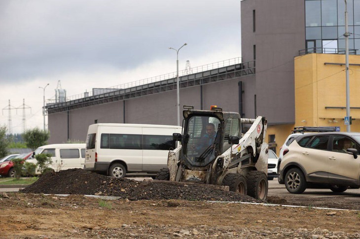 Ремонт дороги. Фото пресс-службы администрации Иркутска