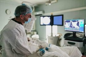 Операция. Фото пресс-службы правительства Иркутской области