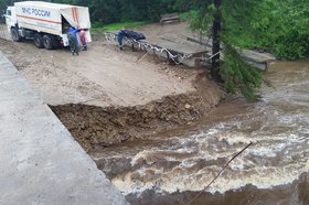 На реках дежурят спасатели. Фото ГУ МЧС России по Иркутской области