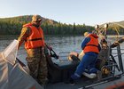 Подготовка к эвакуации пострадавшего. Фото начальника Западного поисково-спасательного отряда Антона Пулярова