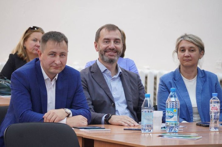 Александр Кузин, Александр Ведерников и Наталья Дикусарова. Фото IRK.ru