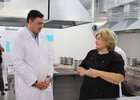Готовность муниципального предприятия к учебному году проверил мэр Иркутска Руслан Болотов. Фото пресс-службы администрации города