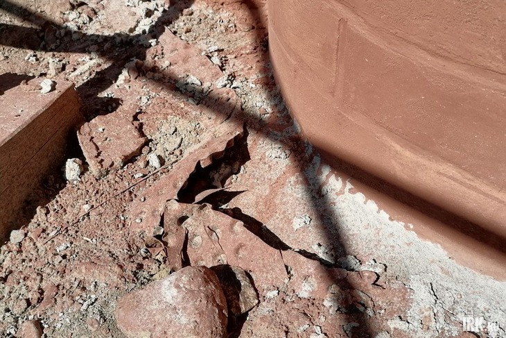 Подтеки краски. Фото IRK.ru