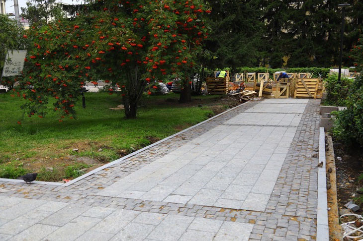 Благоустройство сквера. Фото пресс-службы администрации Иркутска