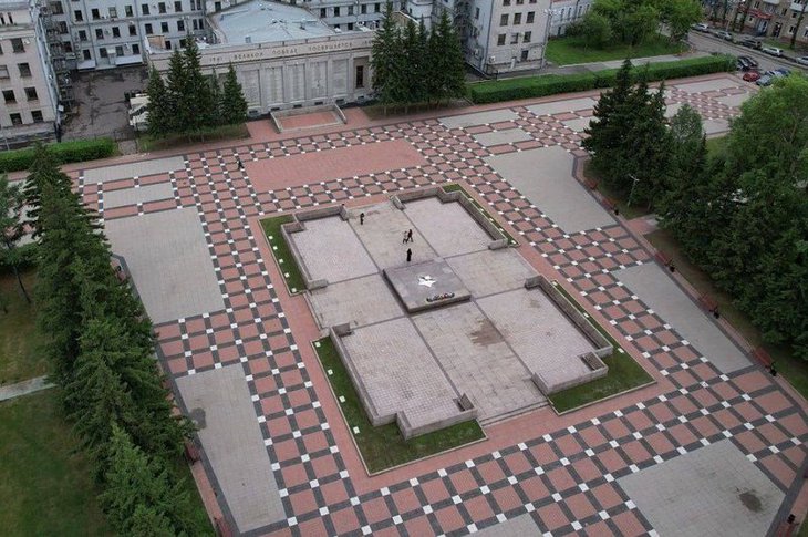 Мемориал «Вечный огонь Славы». Фото пресс-службы администрации Иркутска