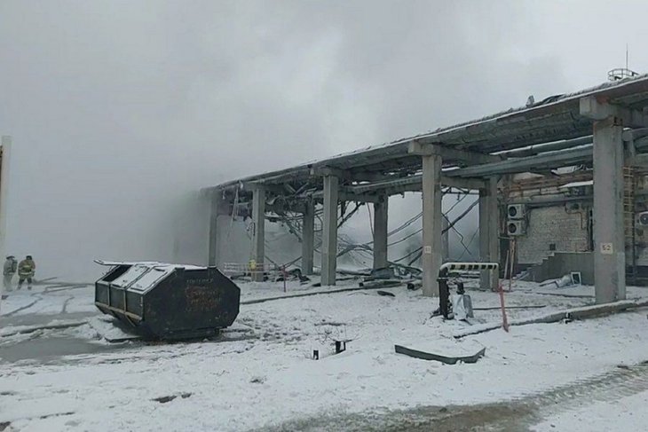 Пожар на предприятии в Ангарске. Фото из телеграм-канала прокуратуры Иркутской области