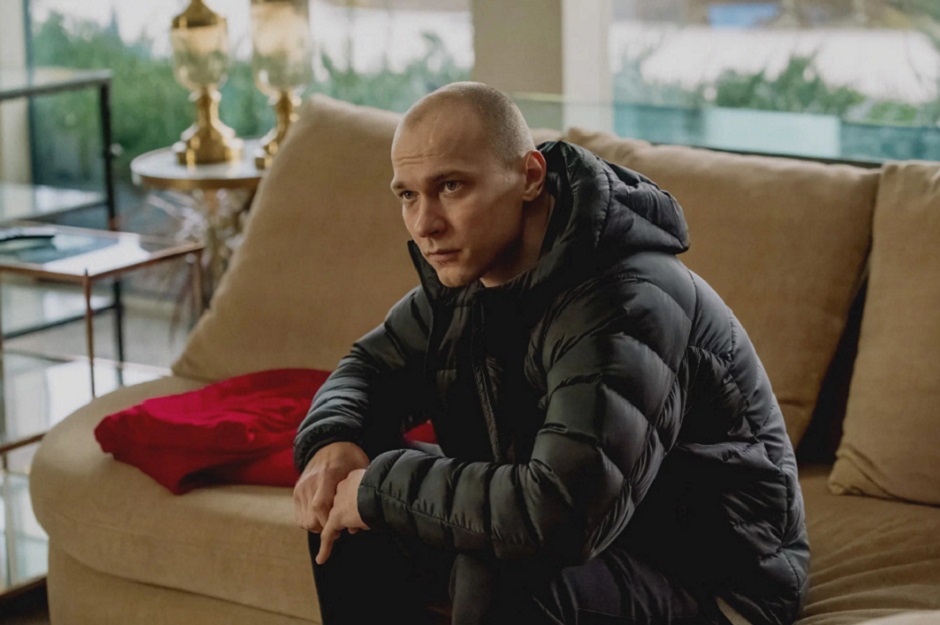 Юра Борисов в фильме «Анора». Источник: kinopoisk.ru Юра Борисов в фильме «Анора». Источник: kinopoisk.ru