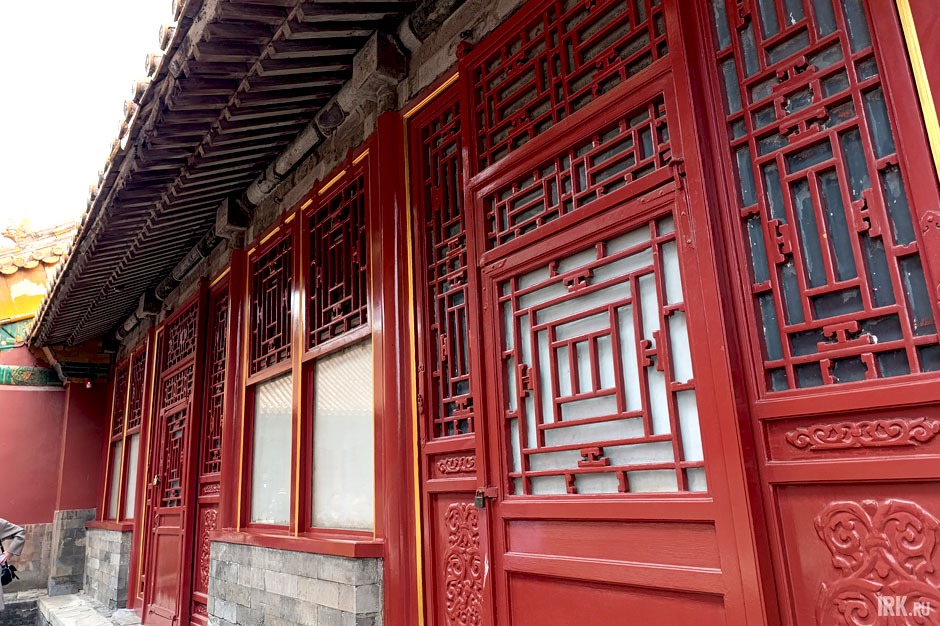 Постройка во внутреннем дворе