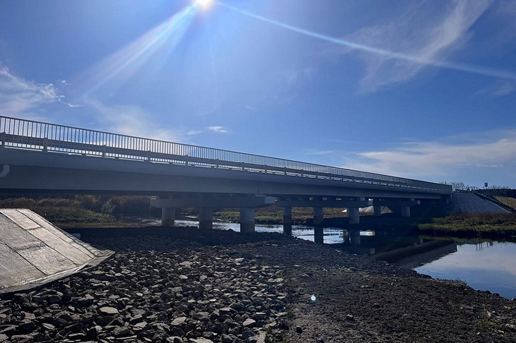Мост. Фото пресс-службы правительства Иркутской области