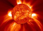 Корональный выброс массы на Солнце, сфотографированный прибором Lasco C2. Фото с сайта лаборатории солнечной астрономии ИКИ и ИСЗФ