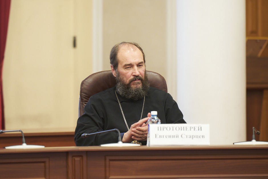 Настоятель Харлампиевского храма, протоиерей Евгений Старцев пожелал проекту «Весточка с передовой» активного продвижения, в том числе на школьную и студенческую аудитории.