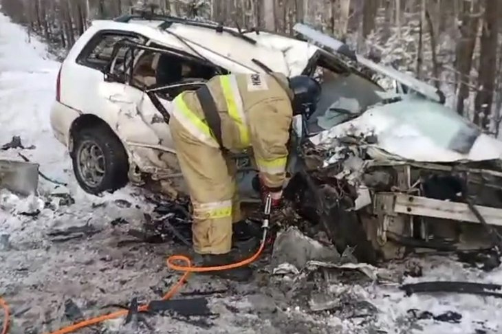 Место аварии. Скриншот видео пресс-службы ГУ МЧС России по Иркутской области