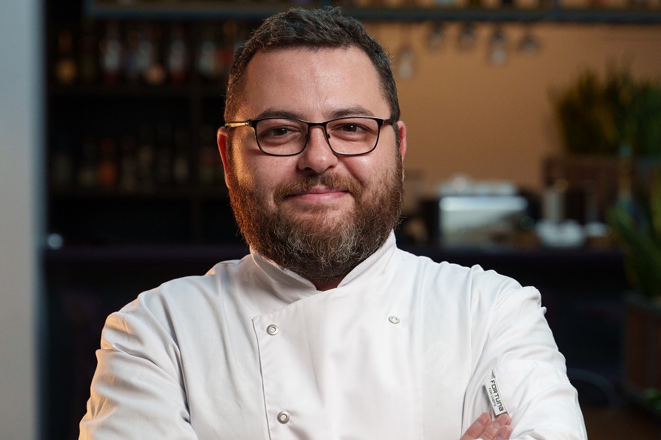 Шеф-повар Сергей Михно