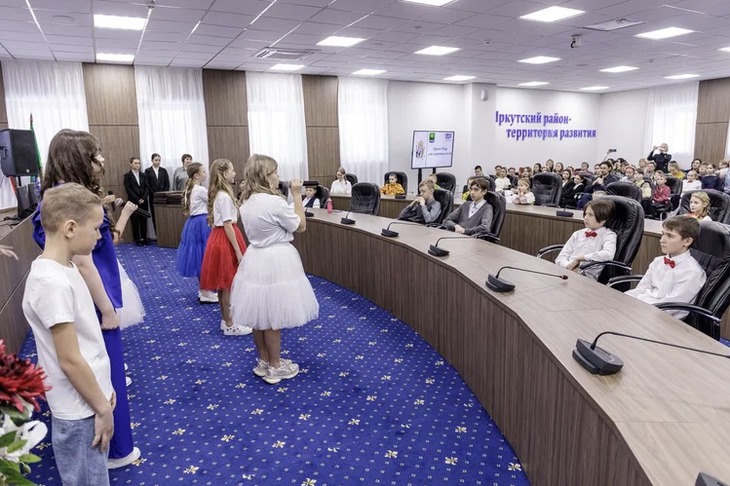 Прием мэра. Фото пресс-службы администрации Иркутского района