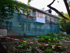 Улица Советская, 124г. Подрядчик приступил к работам 9 июля.