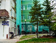 Помимо отделки фасада здесь предполагается замена систем электроснабжения, теплоснабжения, горячего водоснабжения, холодного водоснабжения, водоотведения.