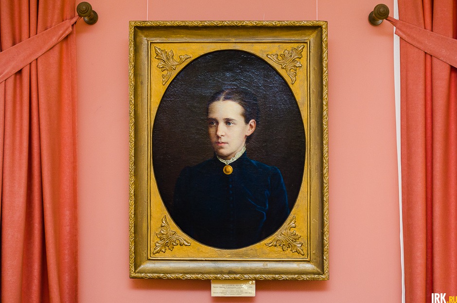 Портрет жены Сукачева — Надежды Владимировны.