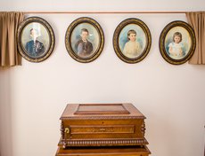 Портреты детей Сукачевых.