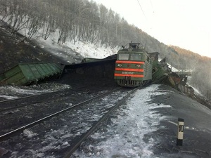 Сход вагонов. Фото пресс-службы ГУ МЧС России по Иркутской области