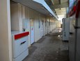 В отдельном здании находится лаборатория.