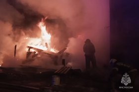 Пожар в жилом доме в Иркутске. Скриншот видео пресс-службы ГУ МЧС России по Иркутской области
