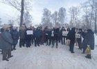 Митинг против стройки в роще в Приморском. Фото из телеграм-канала «Сибирский Экспресс»